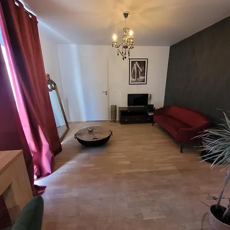Apartement Close Paris דירה קלמאר
